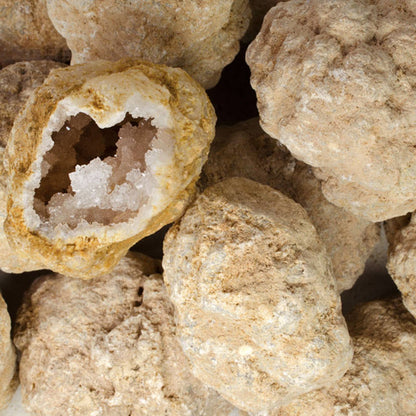 Break Your Own Geodes - 1 lb - Raw Natural Stones (Sm/Med)